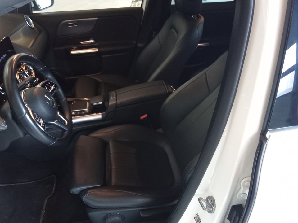 Mercedes EQA250 Progressive 5d