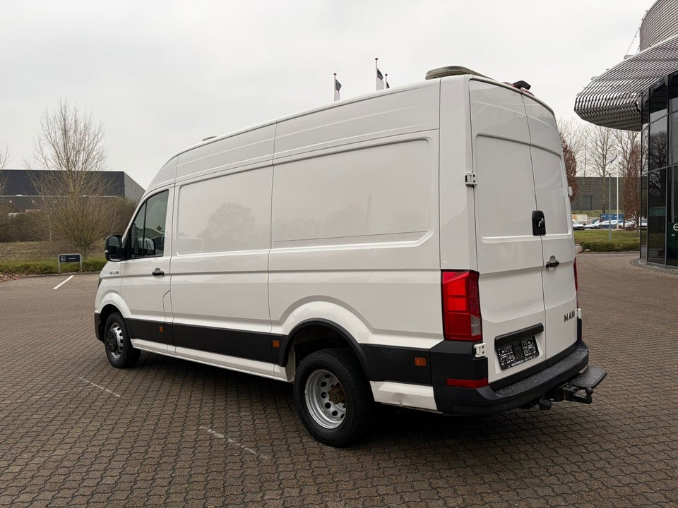 MAN TGE 2,0 3.180 Kassevogn L3H3 aut. RWD