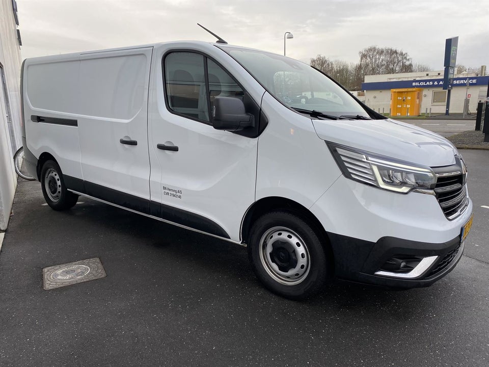 Renault Trafic 2,0 dCi 150 L2H1