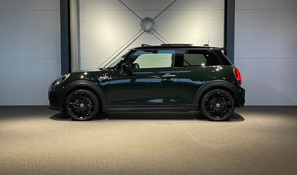 MINI Cooper SE Resolute Edition 3d