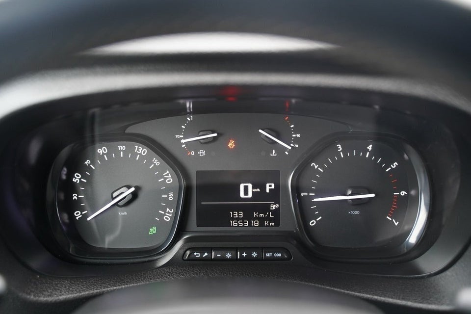 Peugeot Expert 2,0 BlueHDi 122 L3 Premium EAT8 Van