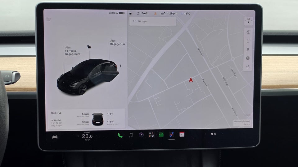 Tesla Model 3 Long Range AWD 4d