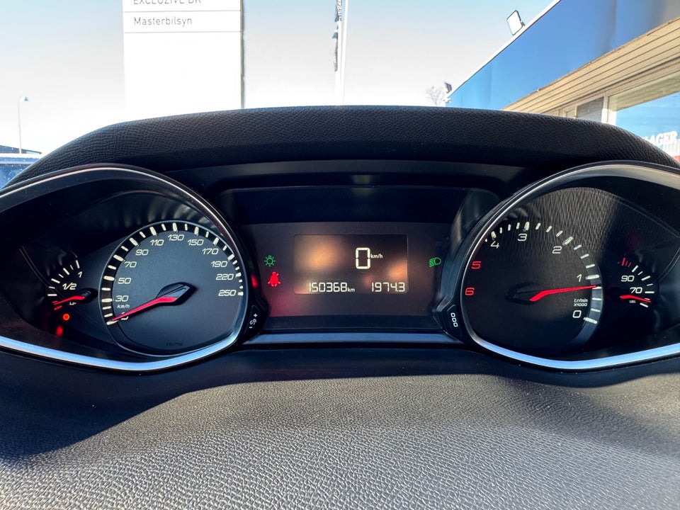 Peugeot 308 1,6 BlueHDi 120 Active SW 5d