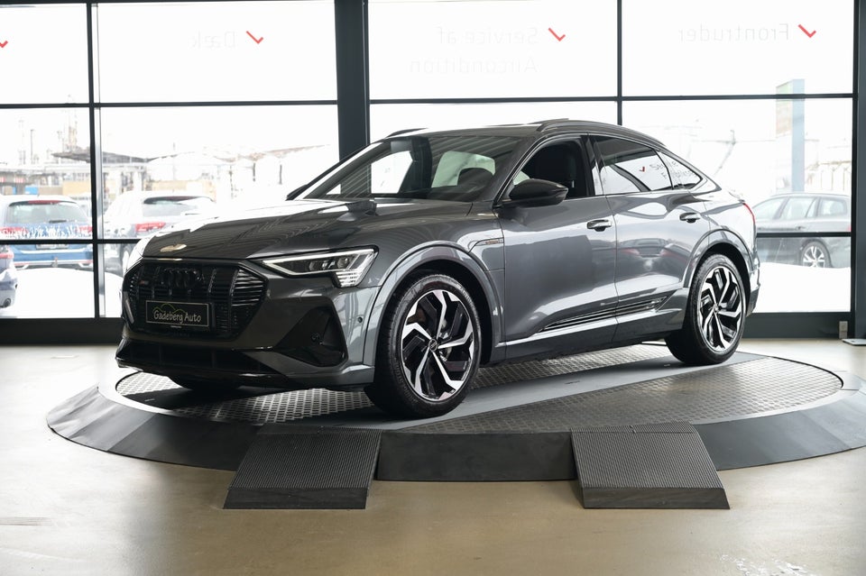 Audi e-tron 55 S-line Sportback quattro 5d