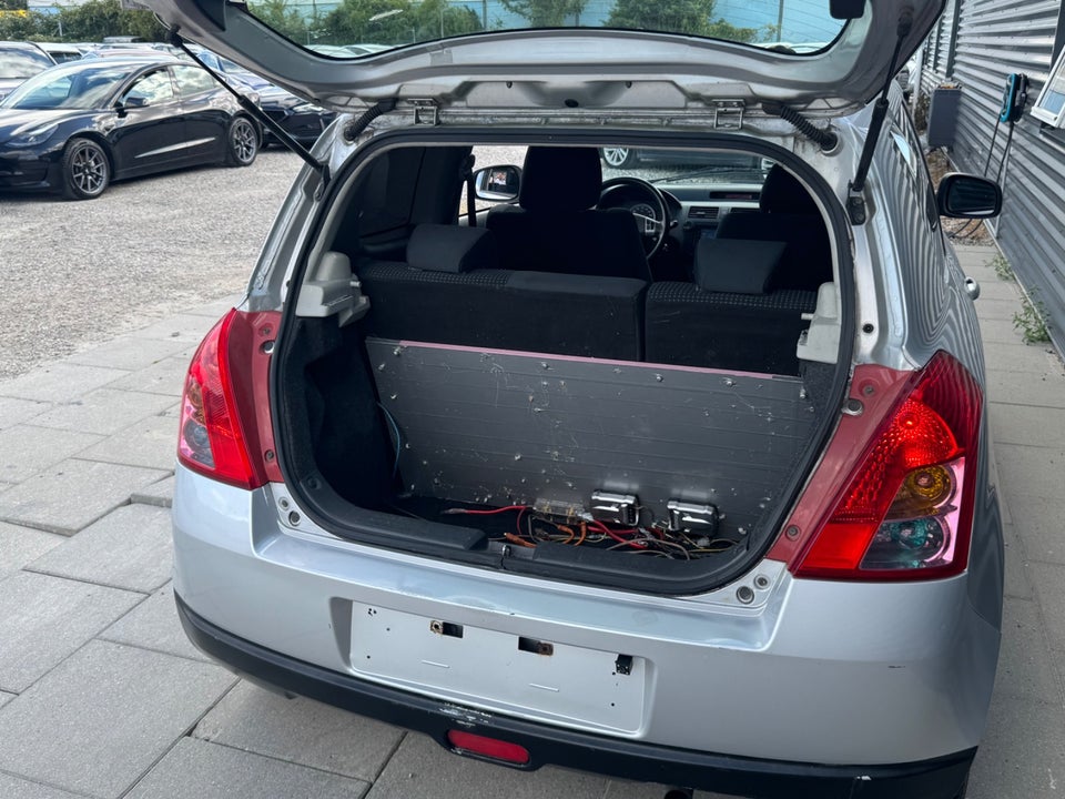 Suzuki Swift 1,5 GL-A 3d
