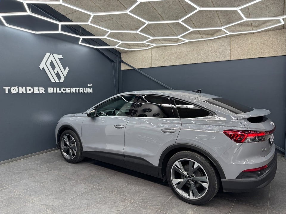 Audi Q4 e-tron 40 Advanced Sportback 5d