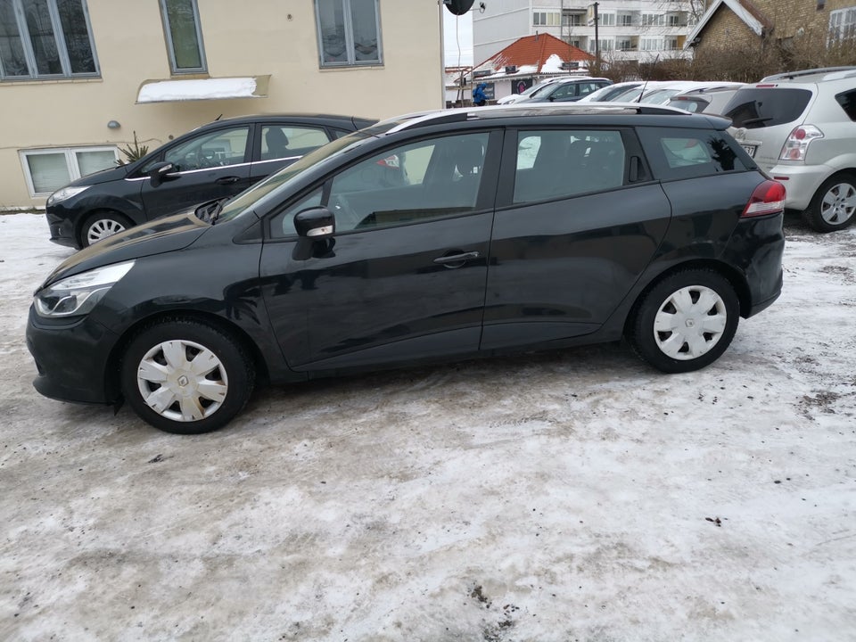 Renault Clio IV 1,2 16V Authentique Sport Tourer 5d