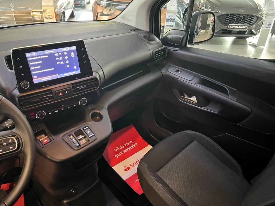 Fiat Doblò E 50 Launch 5d