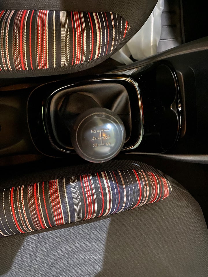 Citroën C1 1,0 VTi Shine 5d