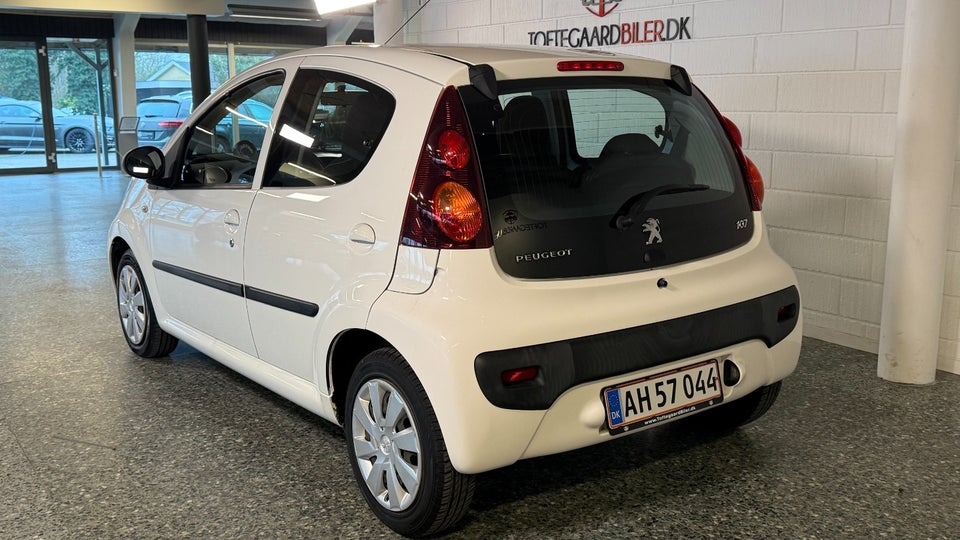 Peugeot 107 1,0  5d