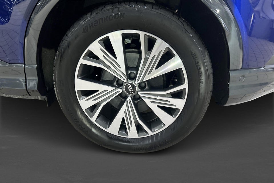 Audi Q4 e-tron 45 Progress 5d
