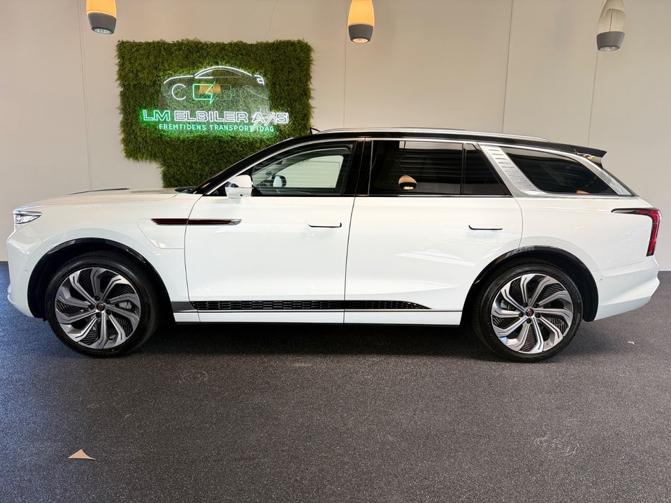 Hongqi E-HS9 120 Exclusive+ 5d