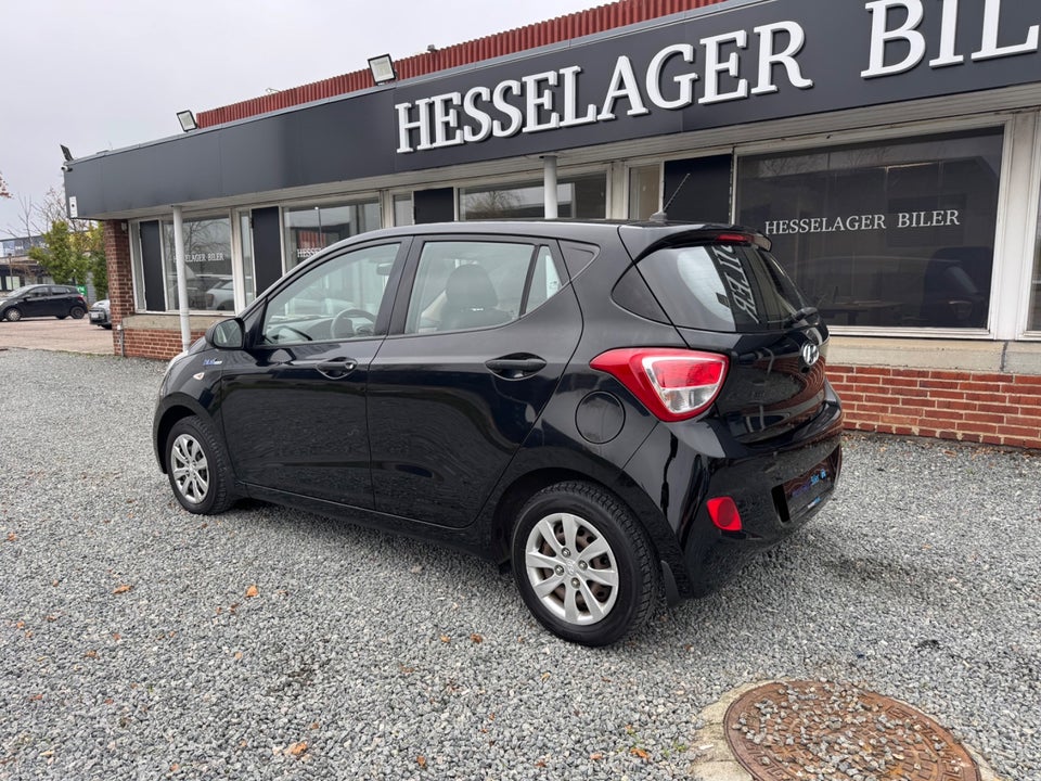 Hyundai i10 1,0 Move 5d