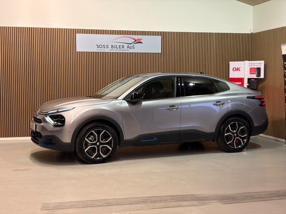 Citroën ë-C4 X 50 Shine 4d