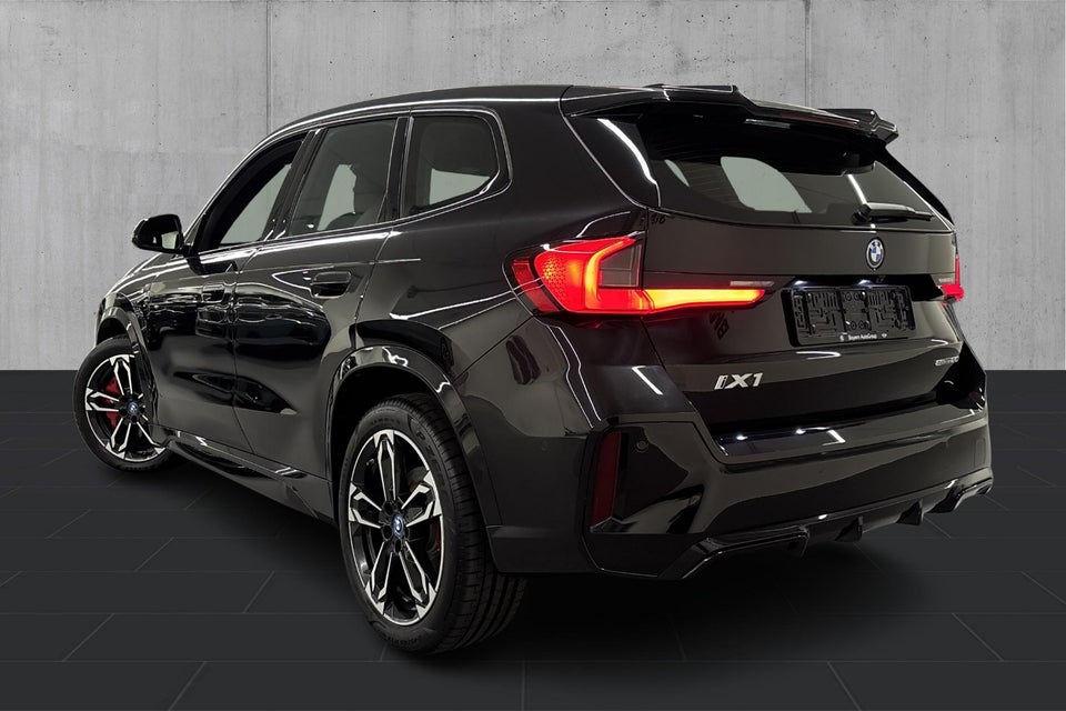 BMW iX1 eDrive20 M-Sport Pro 5d
