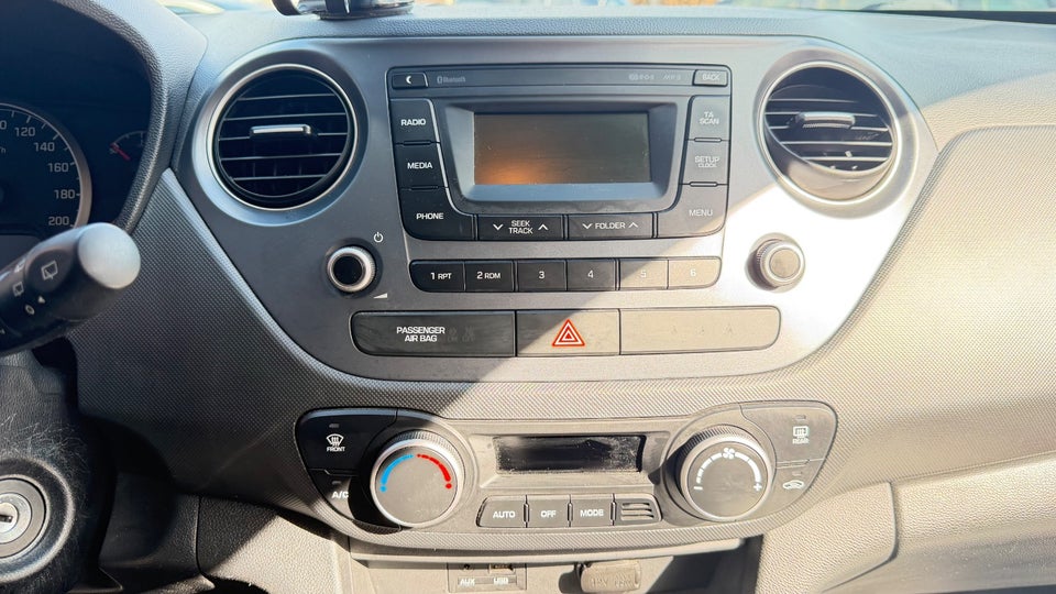 Hyundai i10 1,0 Touch 5d