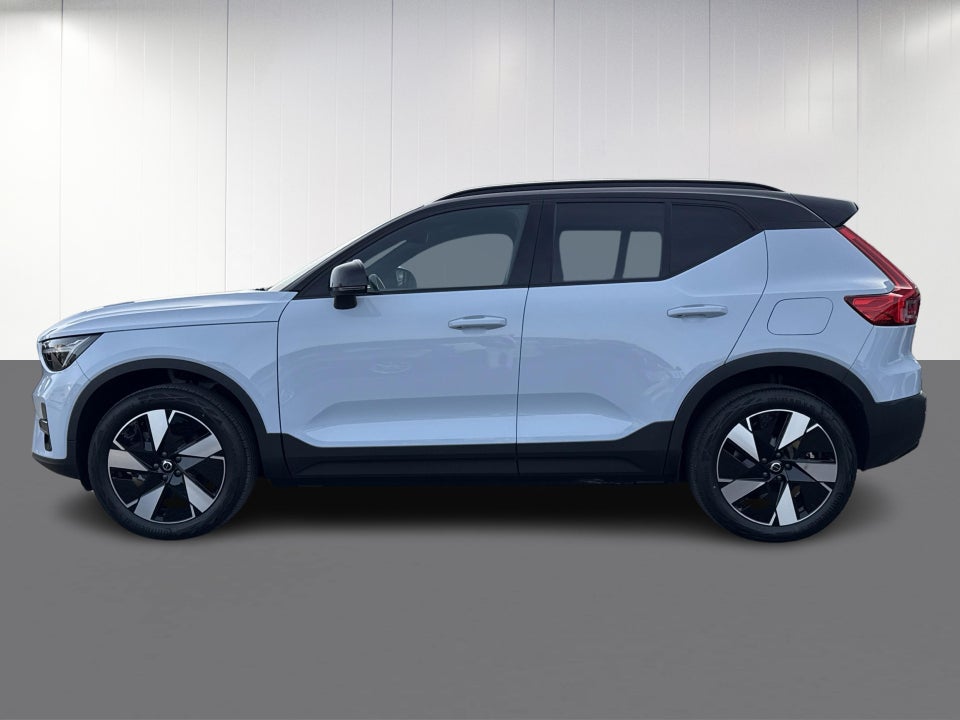 Volvo XC40 ReCharge Extended Range Plus 5d