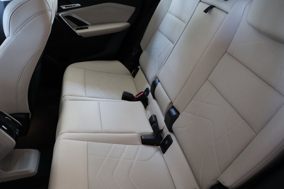 BMW iX1 xDrive30 X-Line 5d