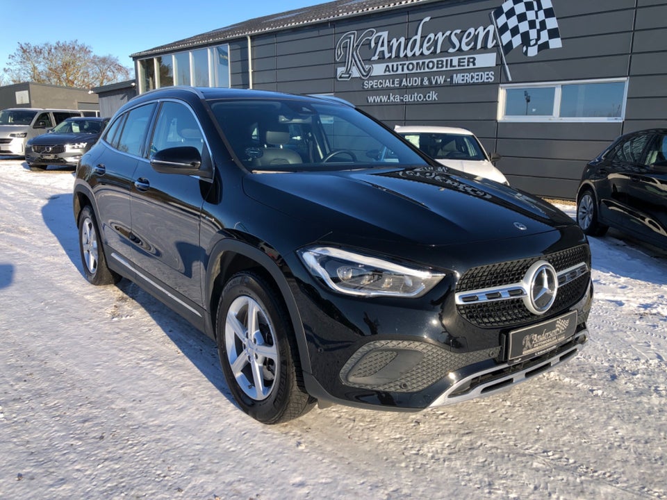 Mercedes GLA250 e 1,3 Progressive aut. 5d