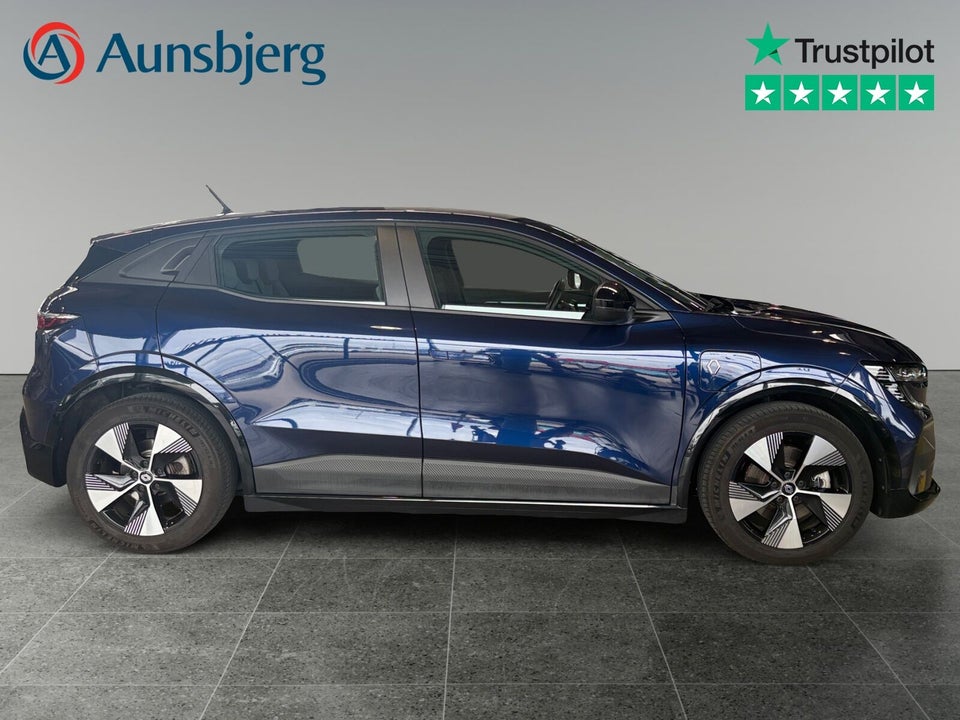 Renault Megane E-Tech 60 Equilibre 5d