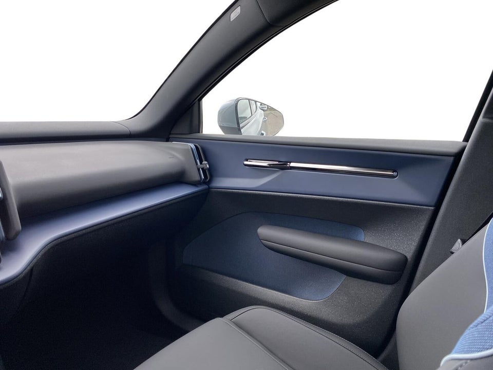Volvo EX30 Extended Range Core 5d