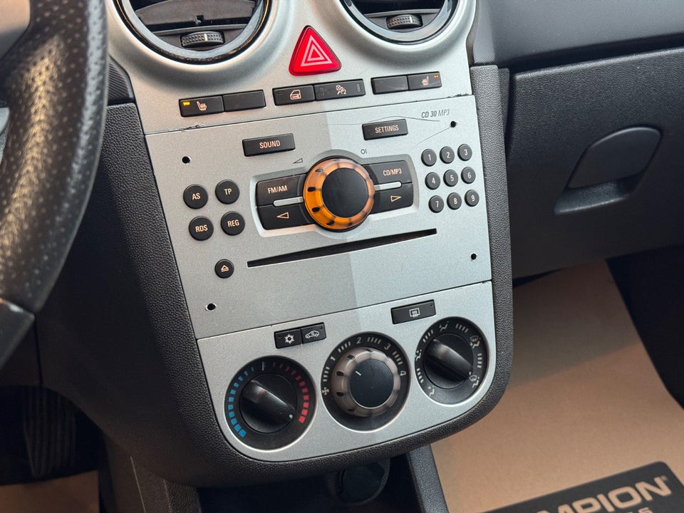 Opel Corsa 1,4 16V Enjoy 3d