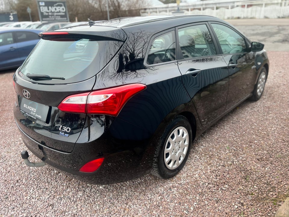 Hyundai i30 1,6 GDi Comfort CW Eco 5d