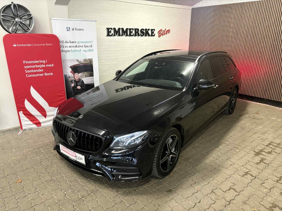 Mercedes E300 de 2,0 AMG Line stc. aut. 5d