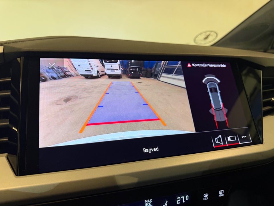 Audi Q4 e-tron 40  5d