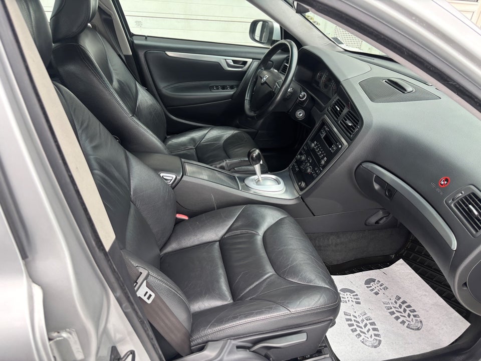 Volvo V70 2,4 140 5d