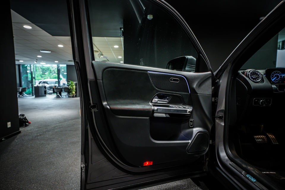 Mercedes EQB250+ AMG Advance 5d