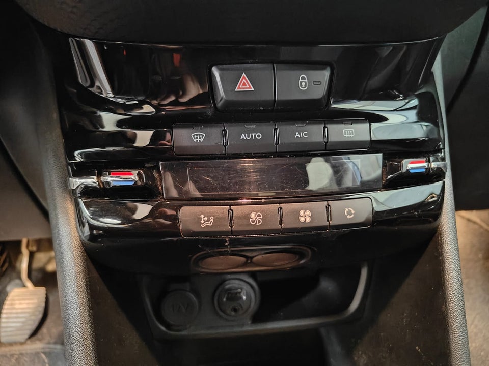 Peugeot 208 1,6 BlueHDi 100 Allure 5d