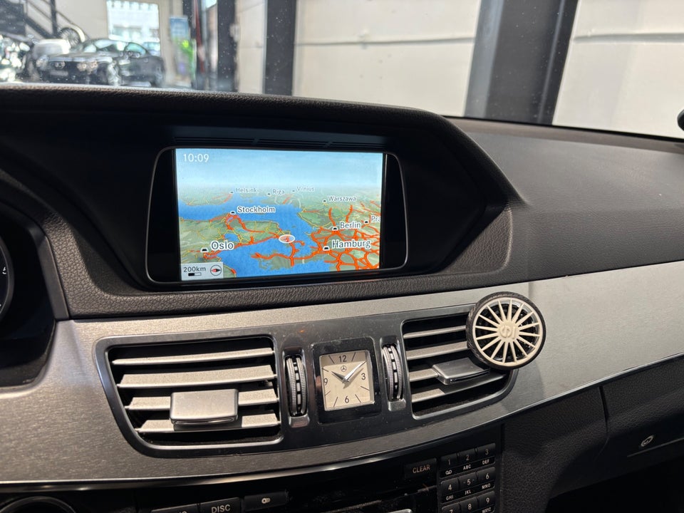 Mercedes E200 2,2 BlueTEC Avantgarde stc. aut. 5d