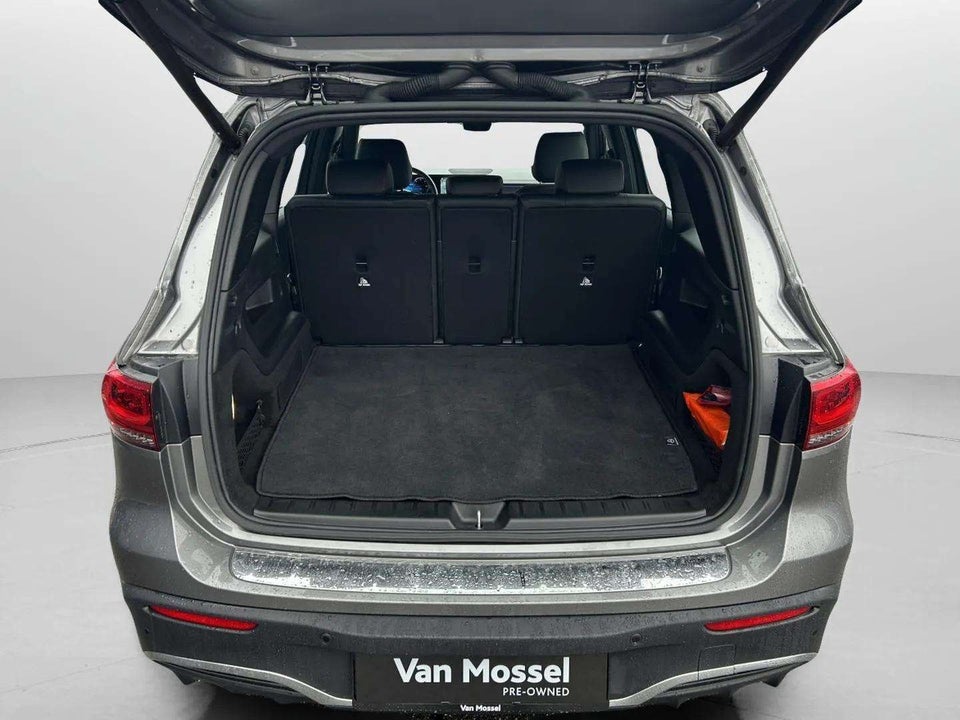 Mercedes EQB250 AMG Line 5d