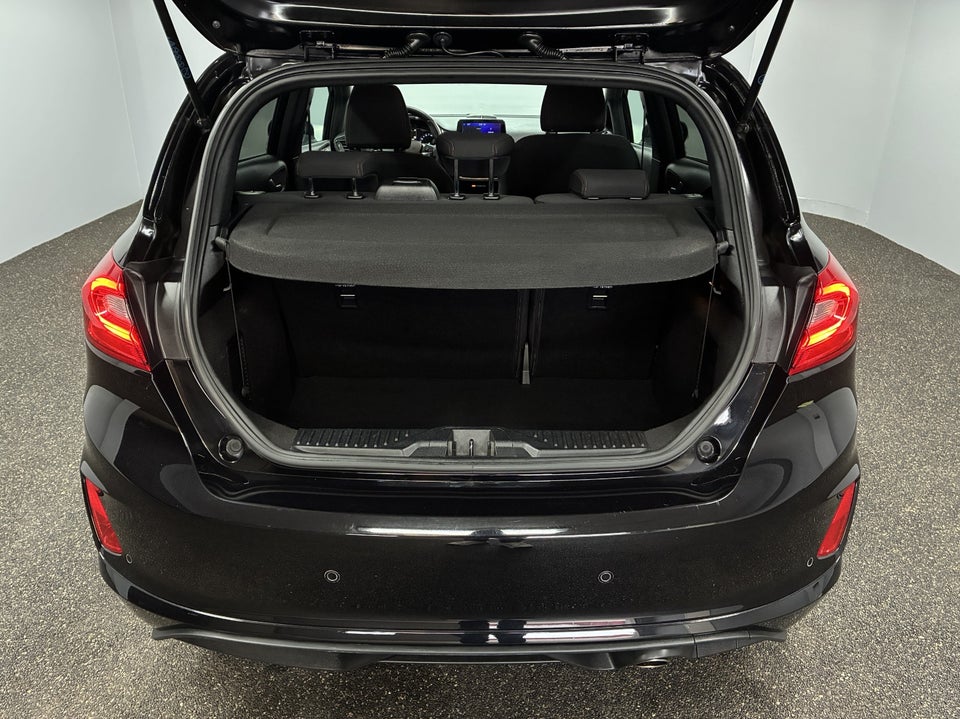 Ford Fiesta 1,0 EcoBoost mHEV ST-Line X 5d