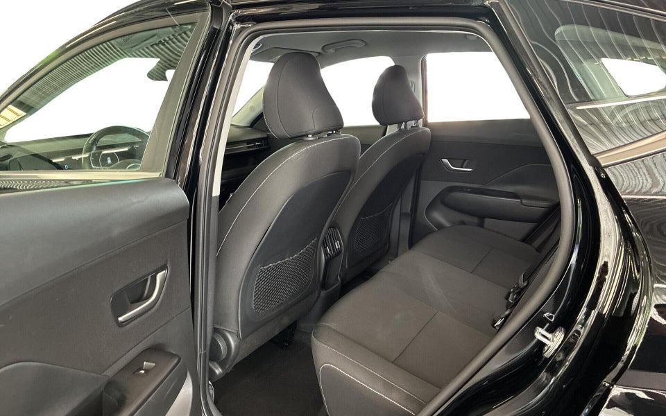 Hyundai Kona 65 EV Essential 5d