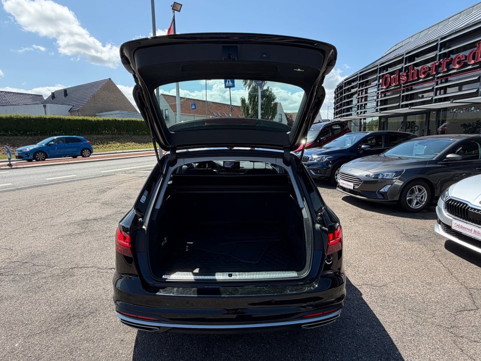 Audi A4 40 TFSi Prestige plus Avant S-tr. 5d