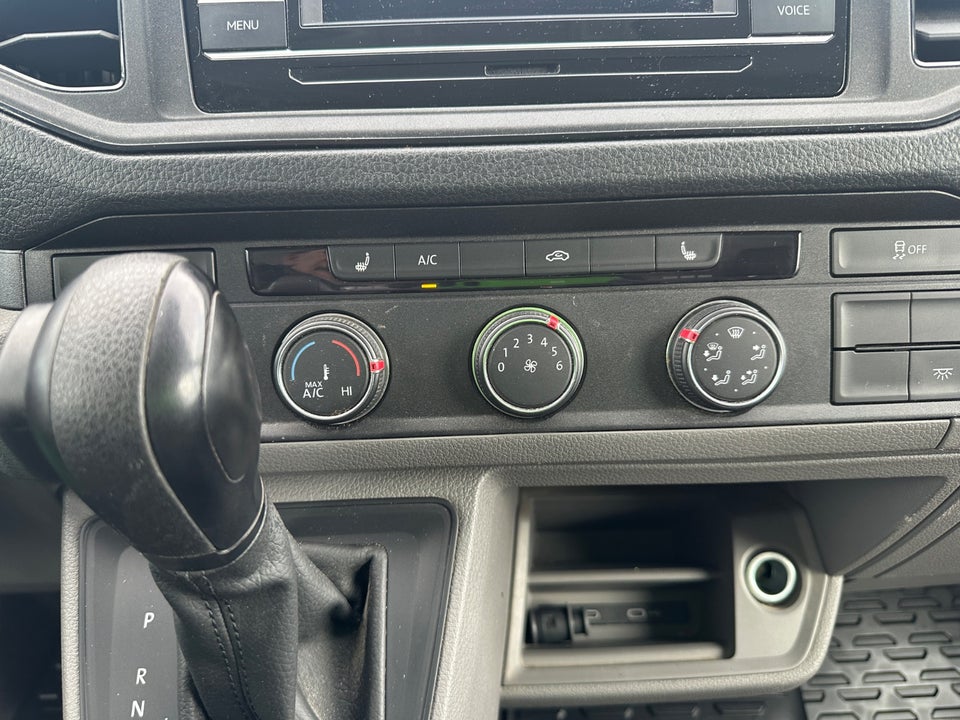 VW Crafter 35 2,0 TDi 140 Kassevogn L3H2 aut.