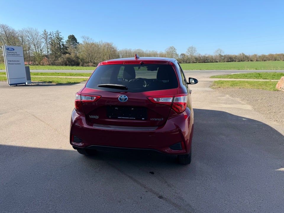 Toyota Yaris 1,5 Hybrid H3 Smart e-CVT 5d