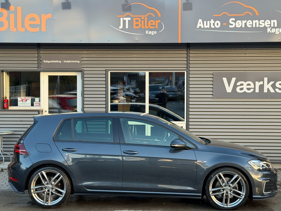 VW Golf VII 1,4 GTE DSG 5d