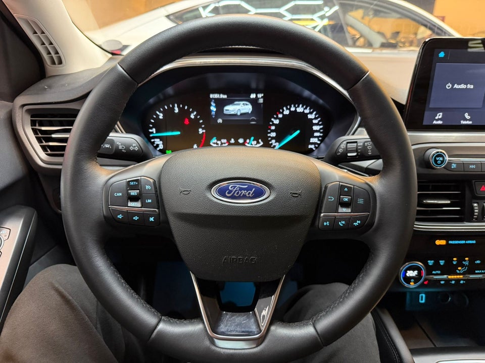 Ford Focus 1,5 EcoBlue Titanium stc. Van 5d
