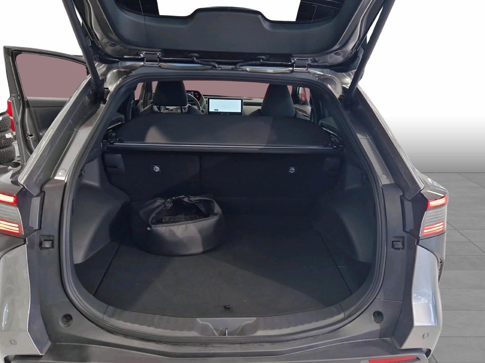 Toyota bZ4X Executive 5d