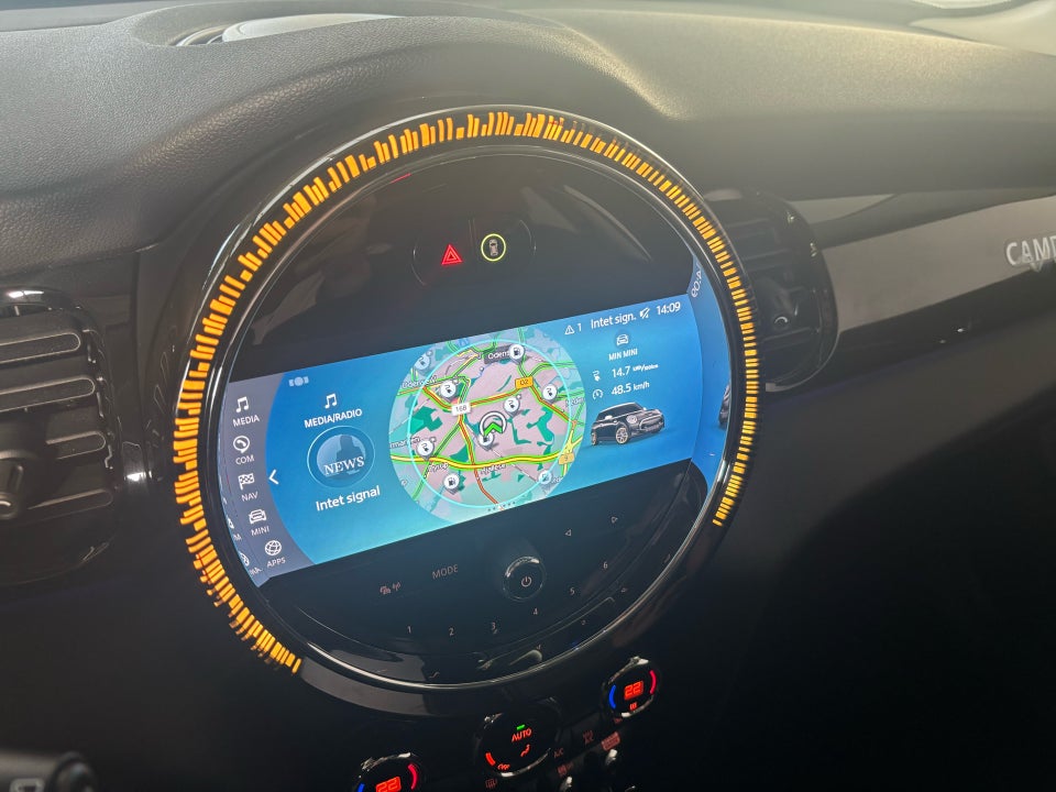 MINI Cooper SE Camden Edition 3d