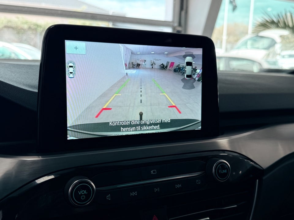 Ford Kuga 2,5 PHEV Titanium CVT 5d