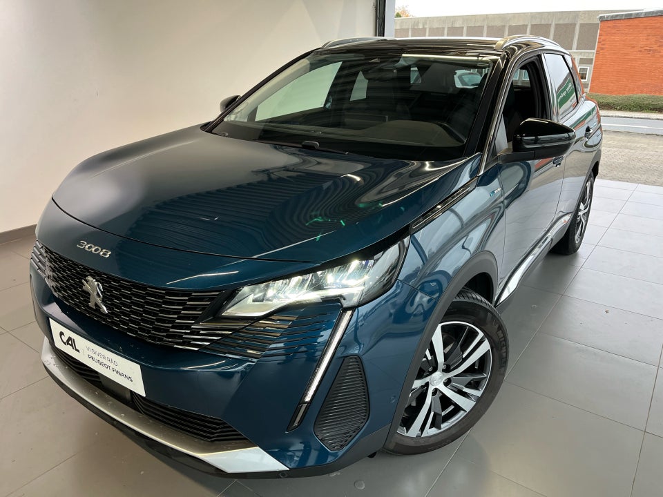 Peugeot 3008 1,6 Hybrid First Selection EAT8 5d