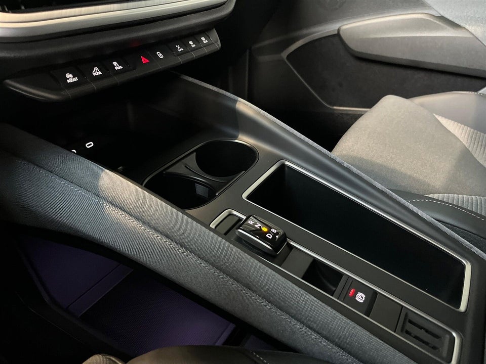 Skoda Enyaq 85 iV Selection 5d