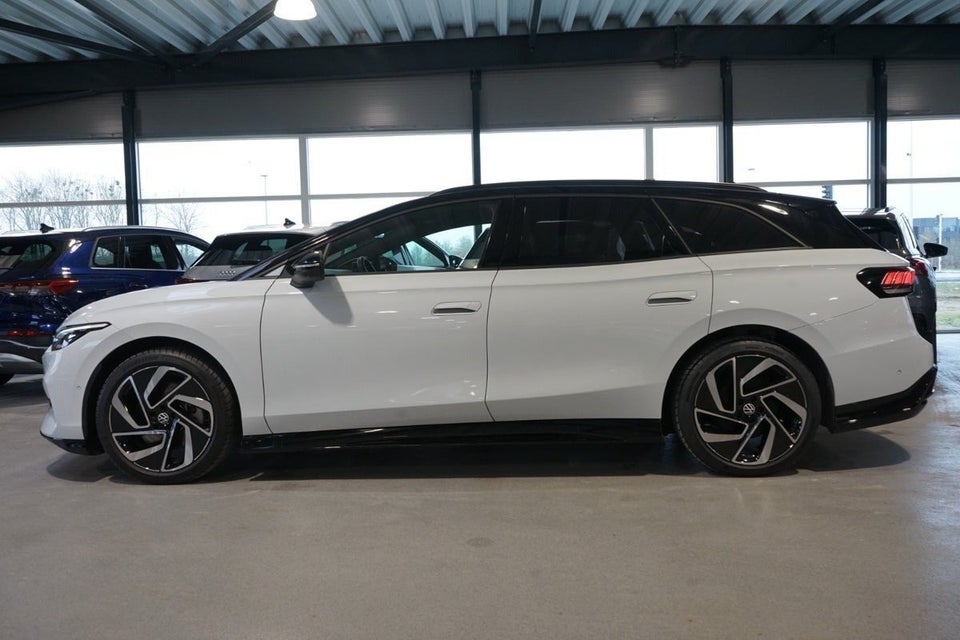 VW ID.7 77 Pro Tourer 5d