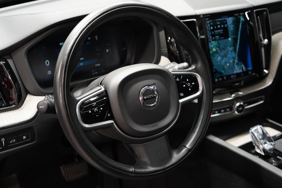Volvo XC60 2,0 T6 ReCharge Inscription aut. AWD 5d