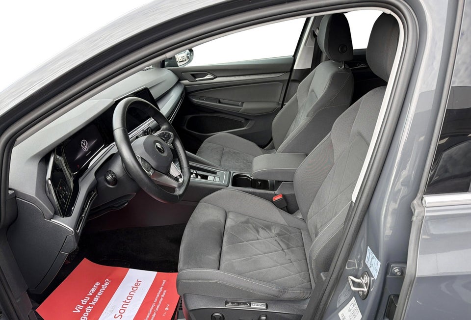 VW Golf VIII 1,5 eTSi 150 Style DSG 5d