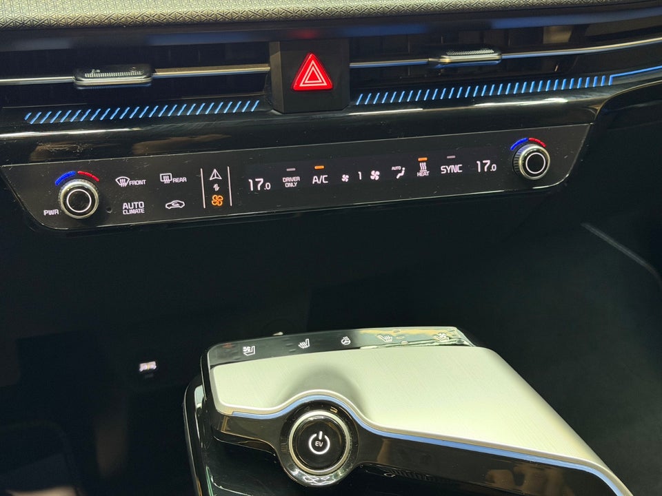 Kia EV6 77 Long Range 5d